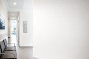 StoColor Sil Premium – hygienische Wand im Praxis-/Klinikflur